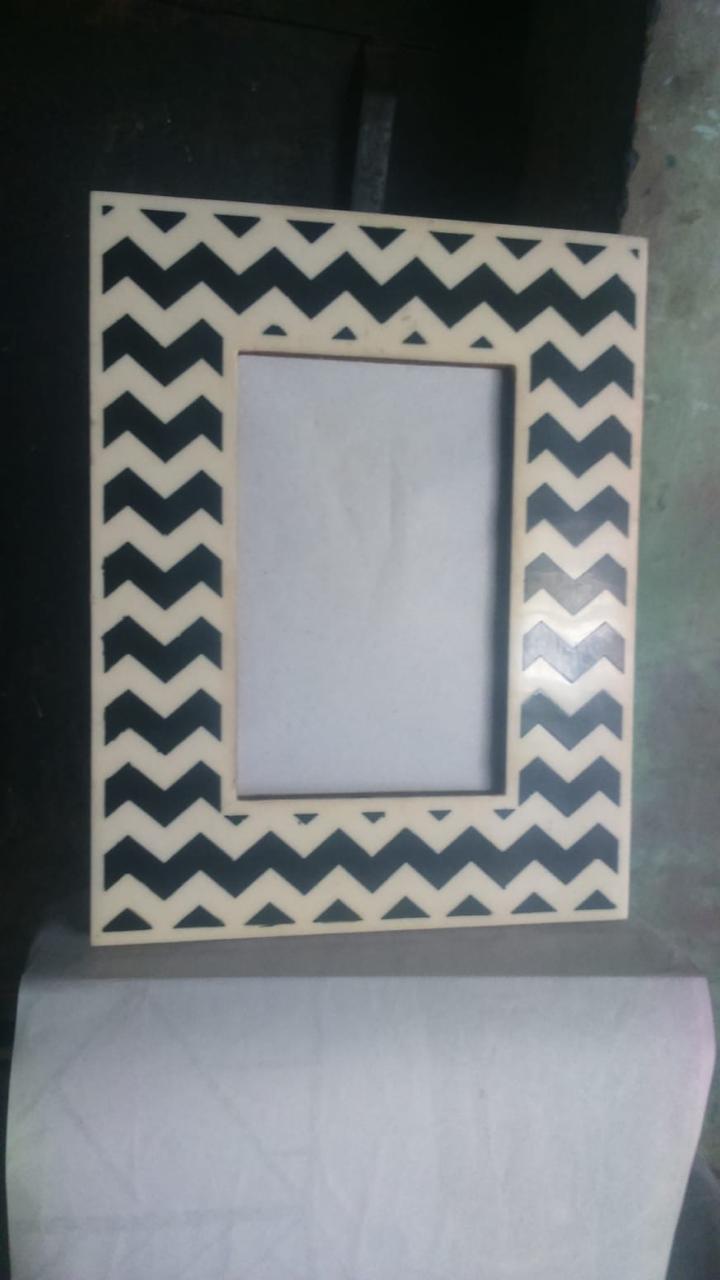 Resin Mop Picture frame